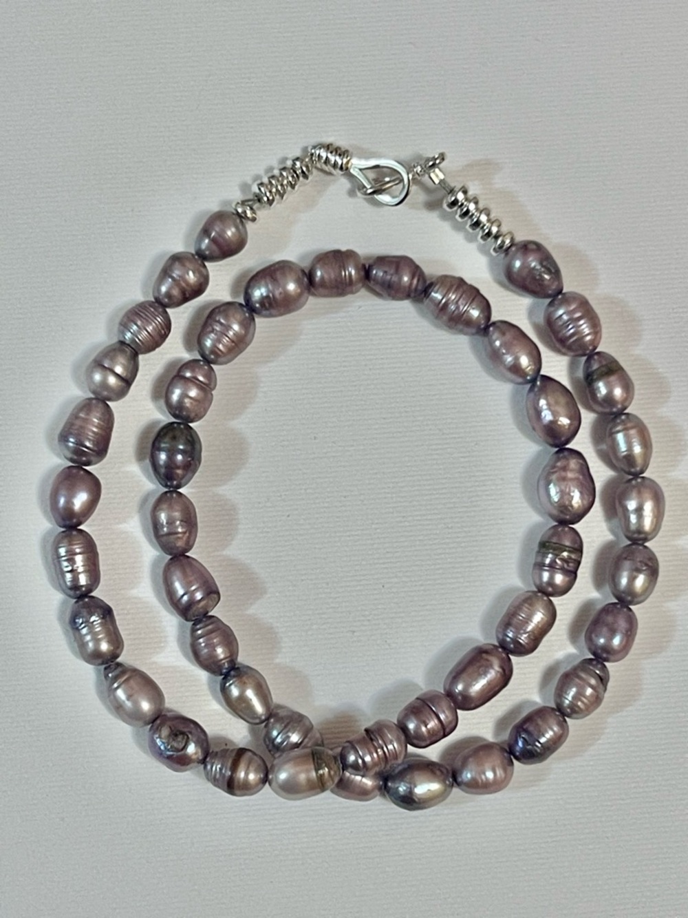 Grey cultured freshwater pearls hematite 
Necklace Sz 17"